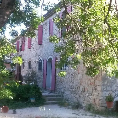 Joli T2 Rdc Ancienne Bergerie *